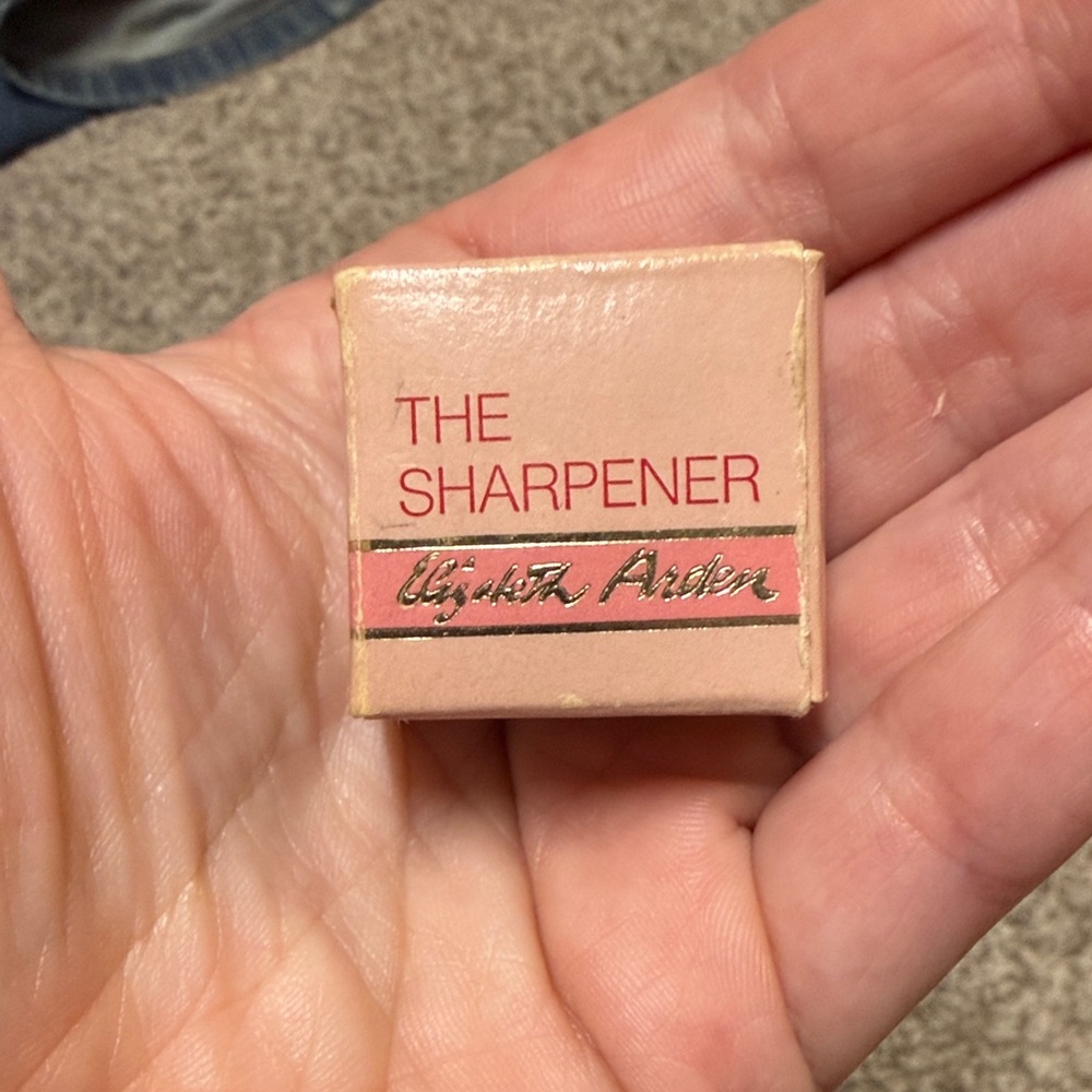 ‘The Sharpener’ by Elizabeth Arden